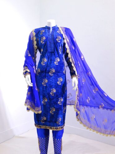 women shalwar kameez dupatta