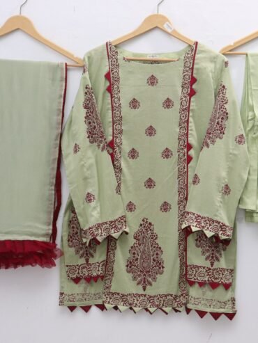 Pure Lawn Stuff Table Print Design 3 Pieces